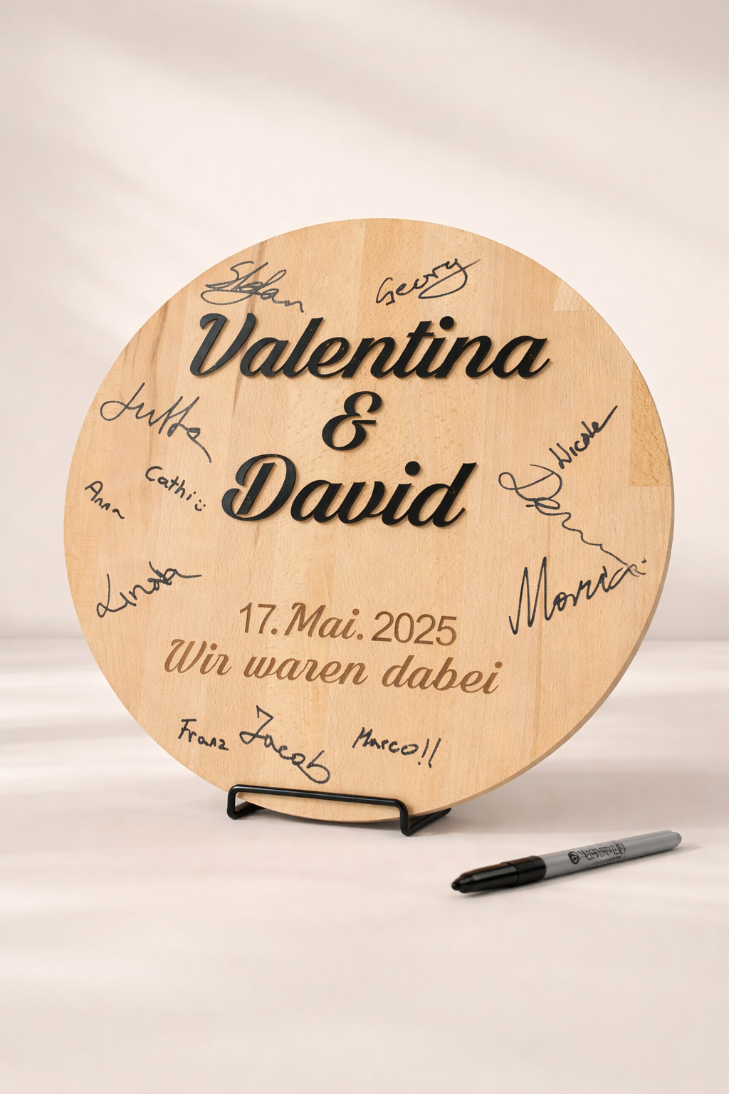 Rundes personalisiertes Gästebuch aus Holz – Alternative Hochzeitsdeko mit 3D Acryl Namen ✍️🌿 – Bild 3
